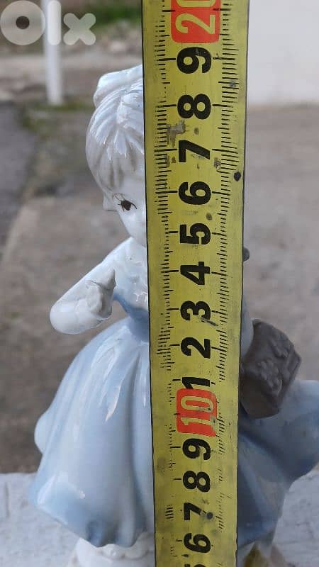 antique 8
