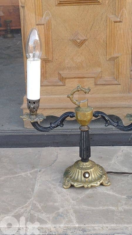 antique 8