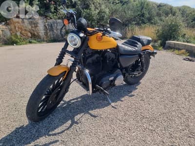 Harley Spotster 883