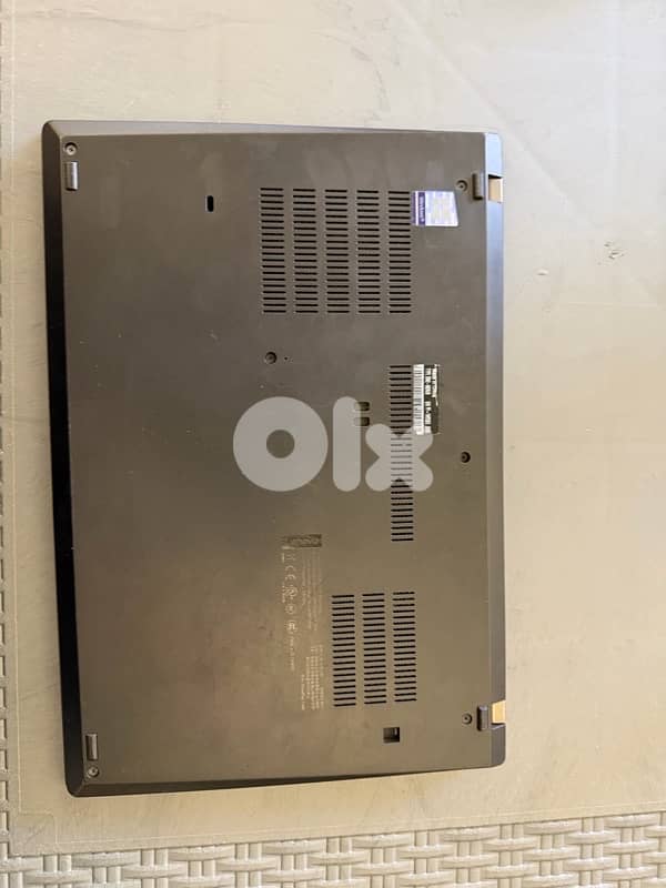 Lenovo T490 core i7 8th 16GB RAM 500GB SSD 2