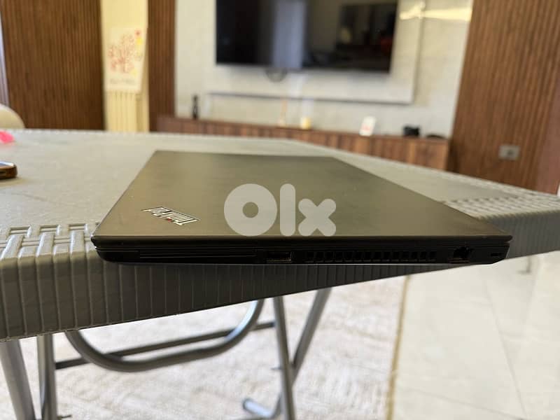 Lenovo T490 core i7 8th 16GB RAM 500GB SSD 3