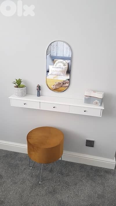 floating shelf of drawers