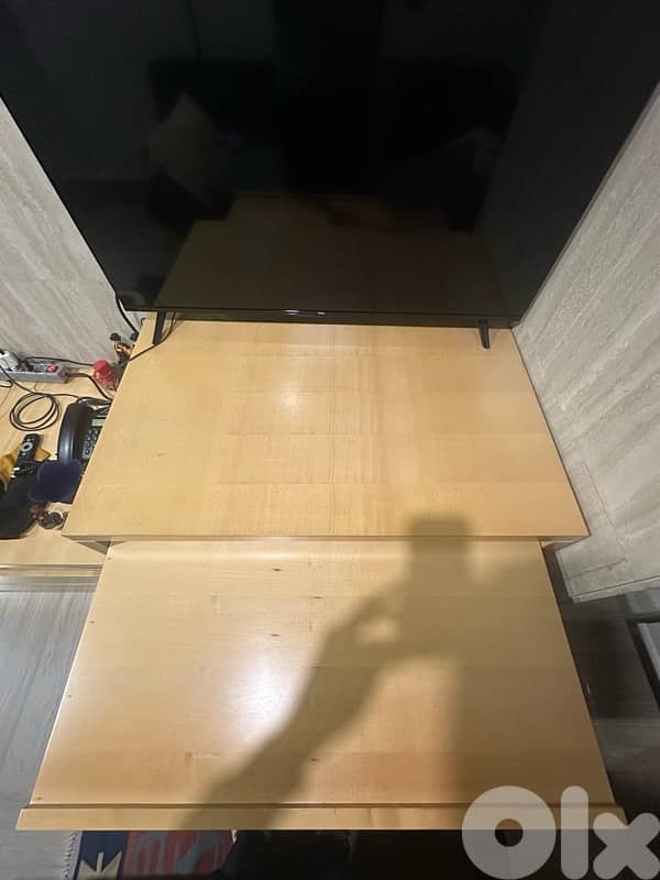 Office desk 2