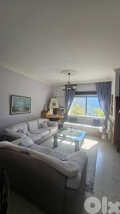 GMK240SS  Triplex House For Sale In Maarab     تريبلكس  للبيع في معراب
