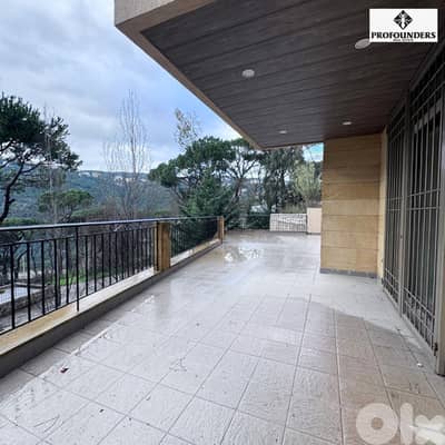 Apartment for sale in Baabdat شقة للبيع في بعبدات