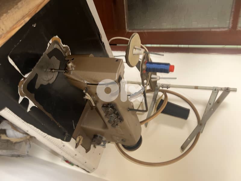 Embroidery machine / مكنة تطريز 2