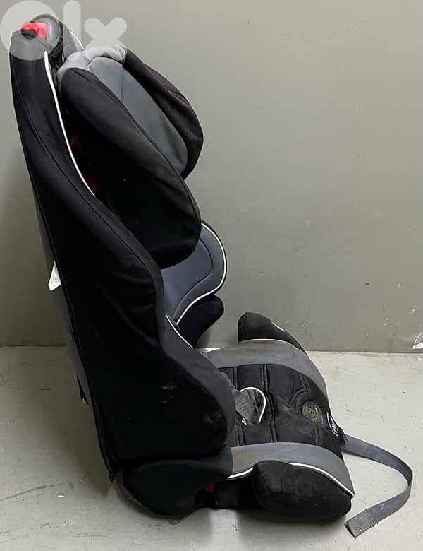 Car seat chicco used 35 $ beyrout ashrafiye 03723895 9