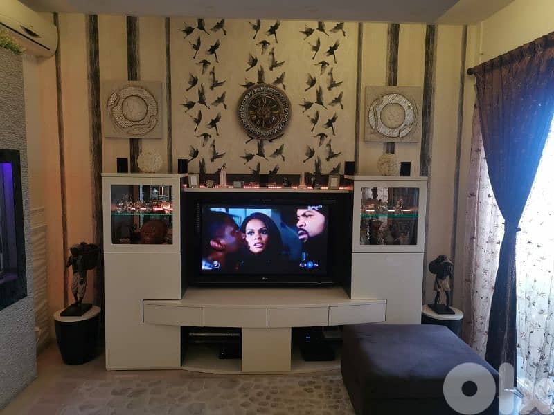 تلفزيون LG 50 Inch بحالة ممتازة  شاشة كبيرة 1
