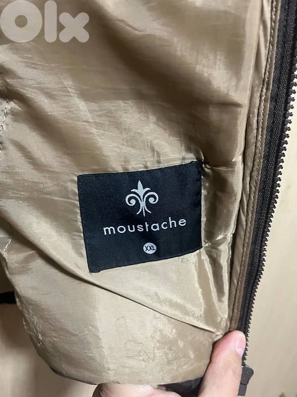 moustache jacket no sleeves 1