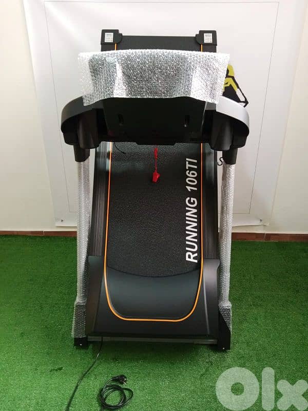treadmill sports 4hp motor and automatic incline 2