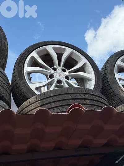 tires & rims Cadillac ATS  255/35/18  كاديلاك دواليب قياس وجنوطا