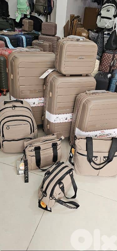 8I-539225 OFF 50% set 7 PCS bags luggage suitcases backpack sling bag