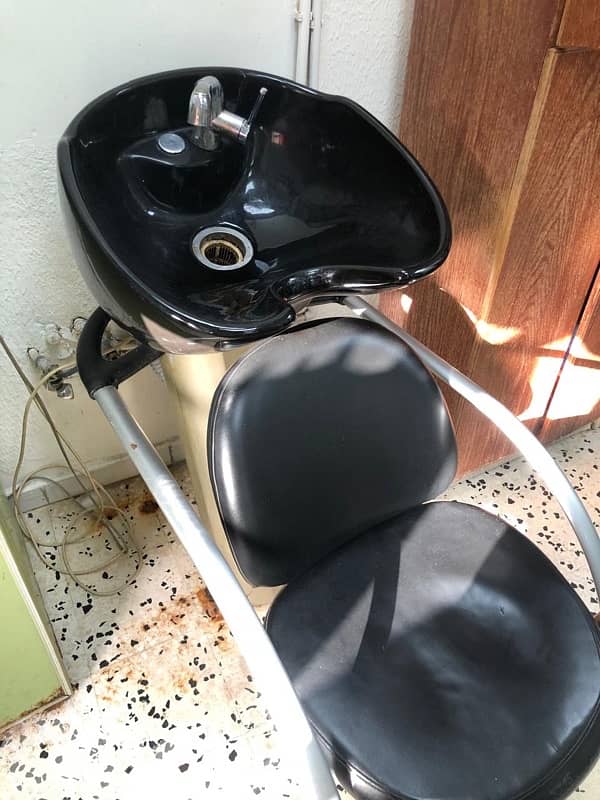 shampoo chair 1