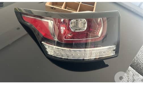 TWO ORIGINAL LEFT AND RIGHT REAR LIGHTS RANGE SPORT 2016