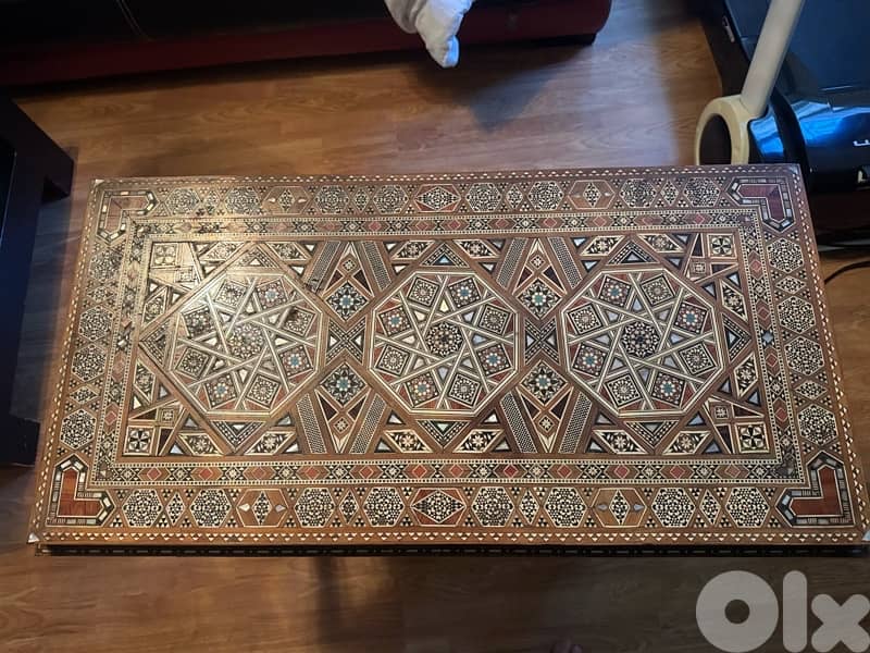 mosaic table 1