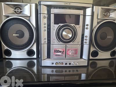 cd k7 radio . . .