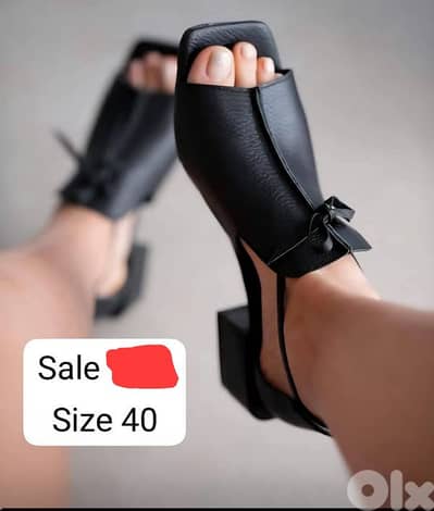 black shoes size 40