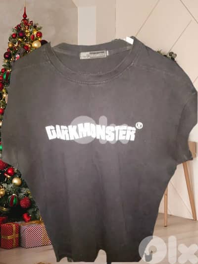 Black T-shirt