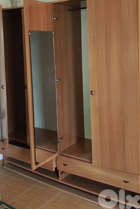 Great quality closet 1