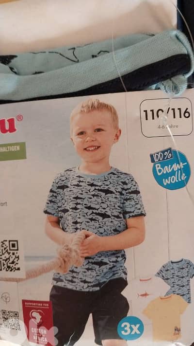 boy wears