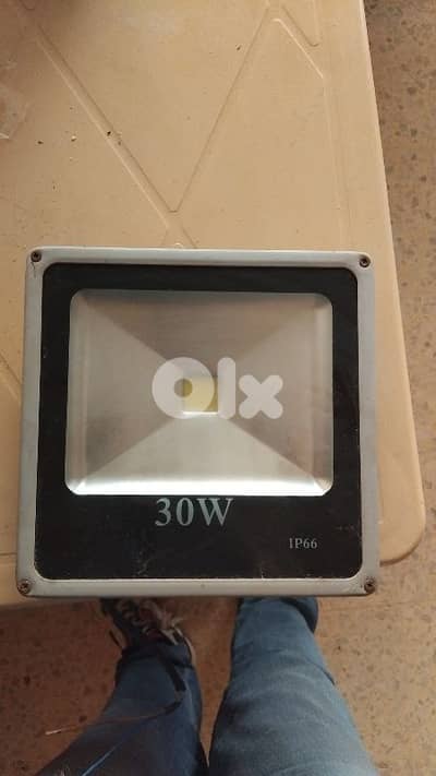 projector 30w