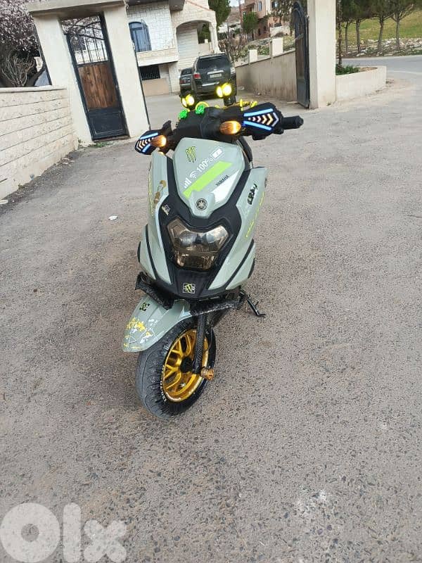 Yamaha 4