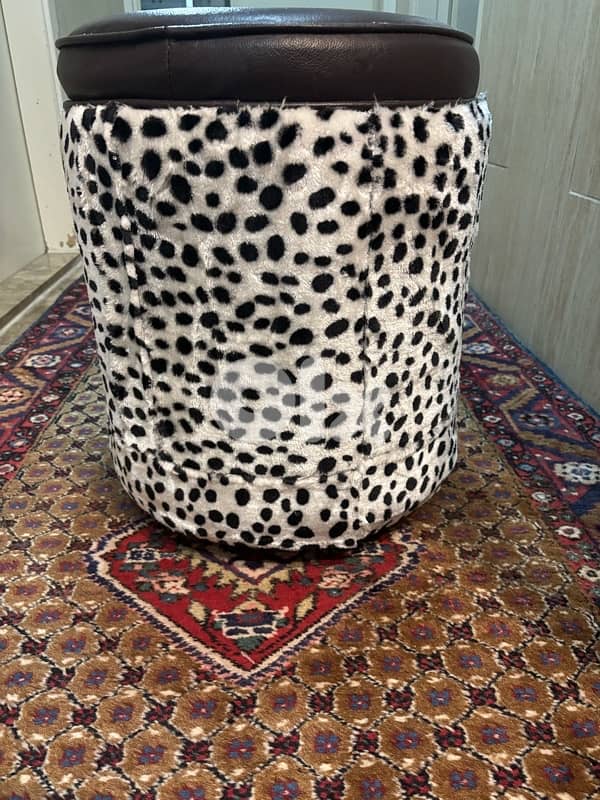 chair +taboure 2