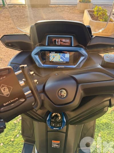 xmax250cc 2025