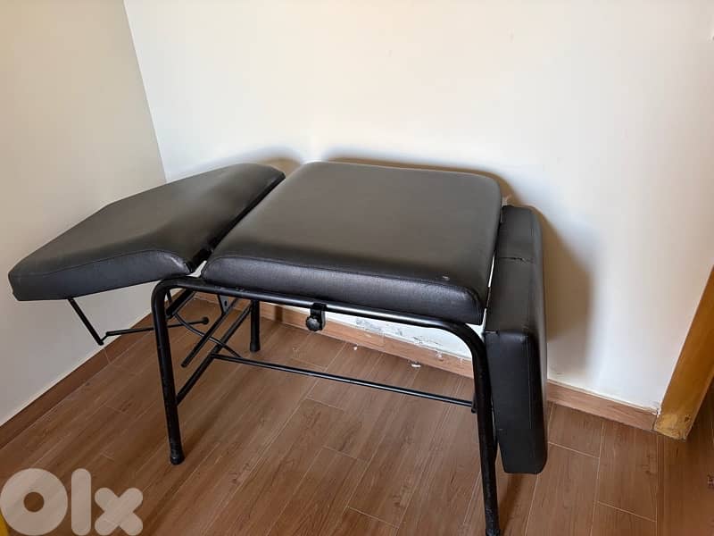 salon chair 1