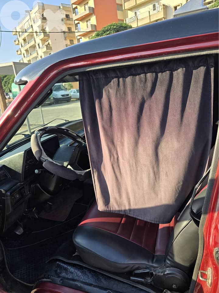 Toyota 1988 3