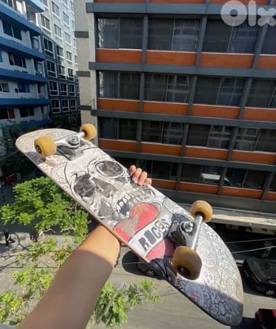 skateboard
