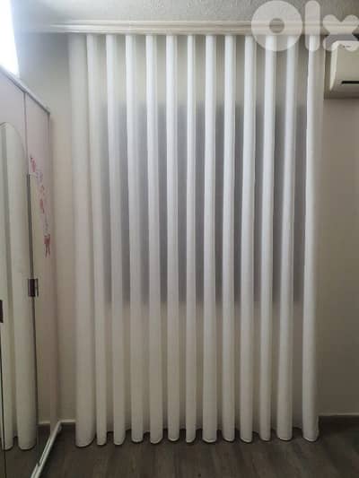 Curtains with the rail - برادي مع السكة