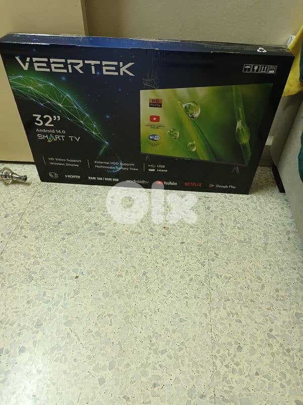 t. v  32 1