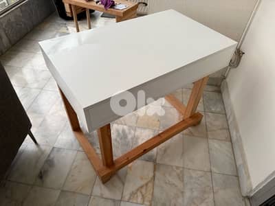Study desk