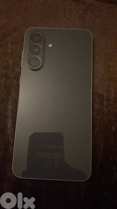 a56 samsung used for only 2 weeks ولا اي جرح