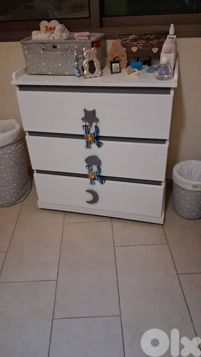 baby bedroom