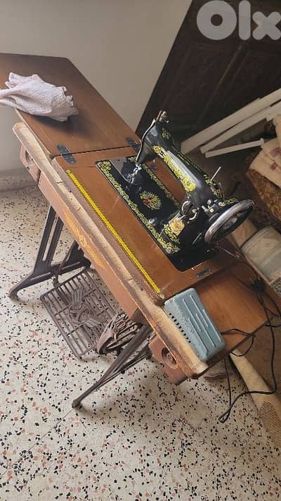 sewing machine