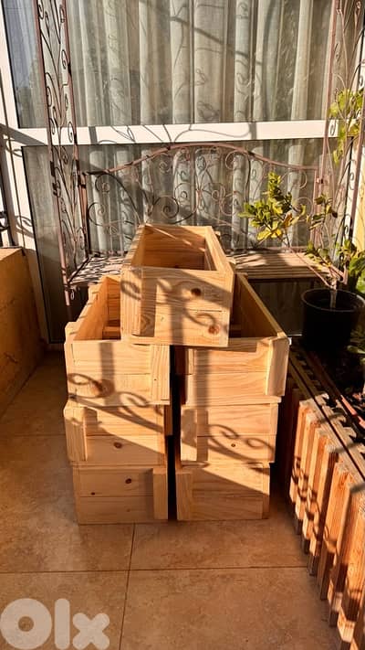 wooden pots