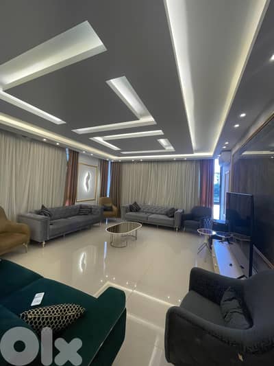 Furnished Apartment for Sale in Ain el Remmeneh.