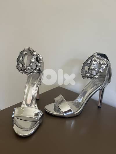 Woman Shoes
