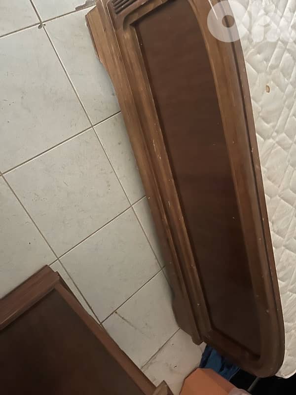 beds and nightstands 4