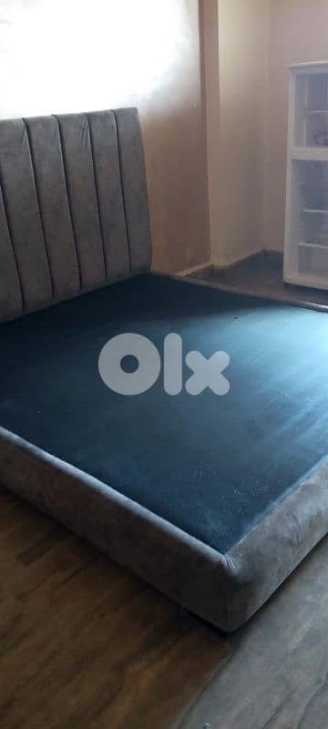 King bed