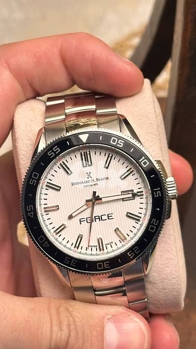 Omega Bernhard H. Mayer Quantum Force 43mm - Panda