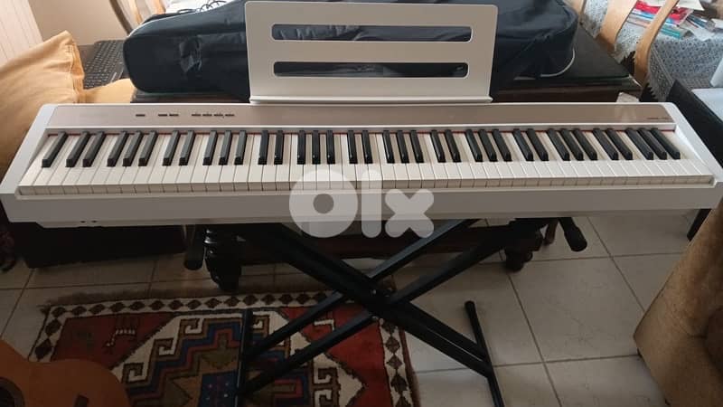 Digital piano NUX 1