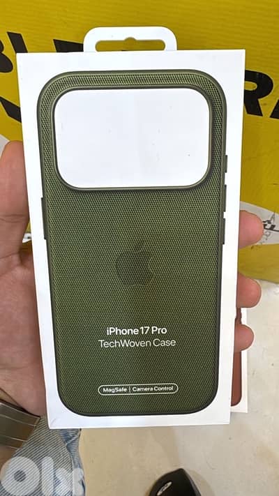 Apple Techwoven Case 17 pro Green