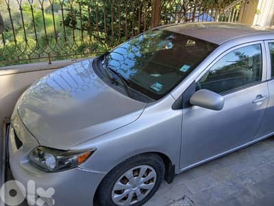 corolla 2009 , very clean