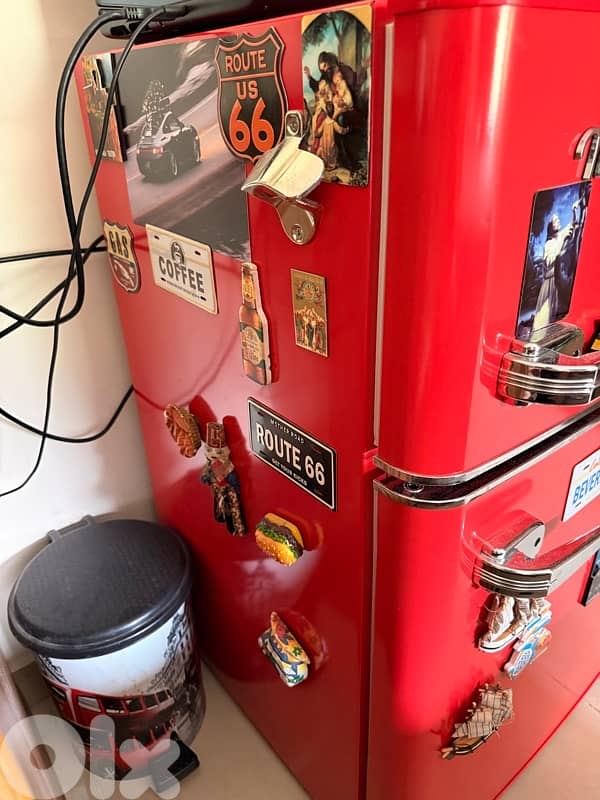Nostalgia Mini-Fridge 1