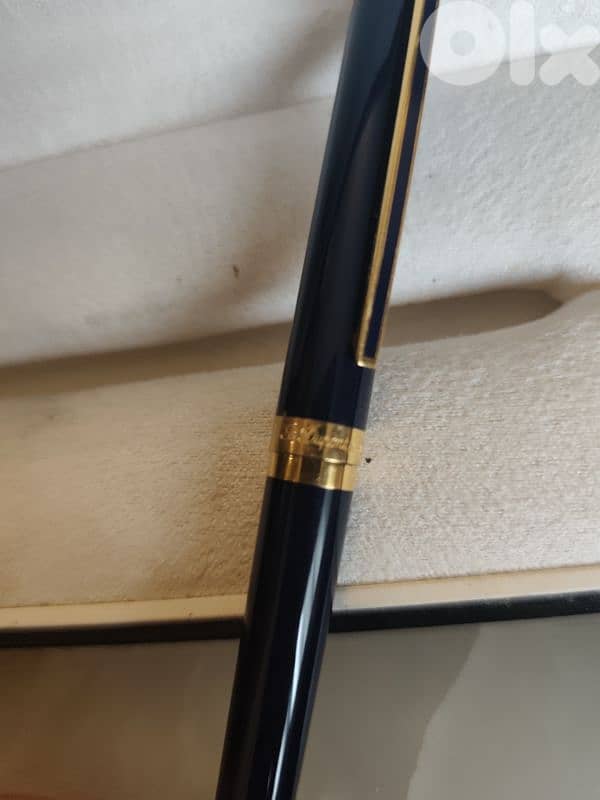 قلم فاخر S. T Dupont Lawue de chine رائع الجمال بحالة ممتاذة 1