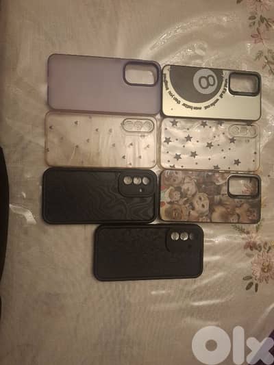 A 56 samsung galaxy 5g covers like new barley used