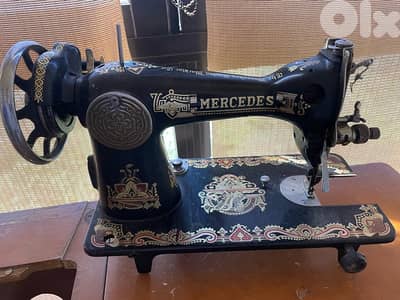 ماكينة خياطة نادرة (مرسيدس)  Mercedes Sewing Machine